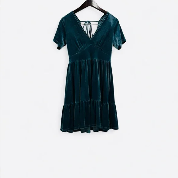 Wishlist Crushed Teal Velvet Tiered Dress size small - Picture 2 of 3